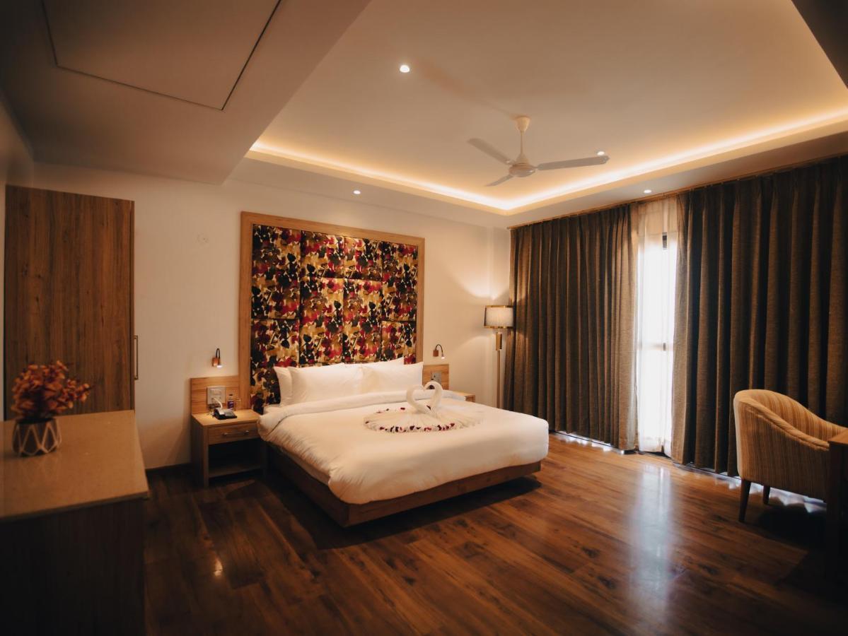 Clarks Inn Express, Dehradun Luaran gambar