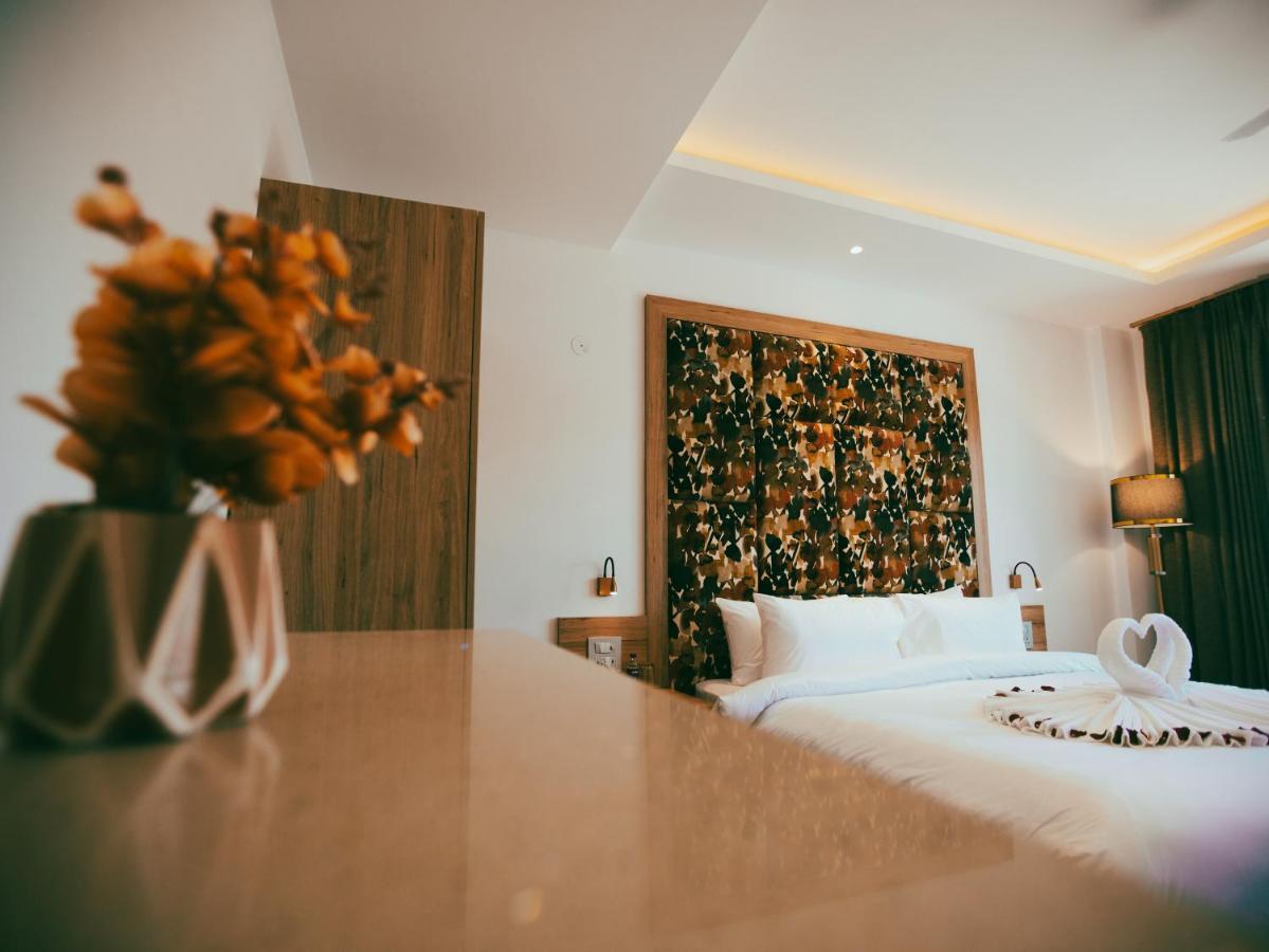 Clarks Inn Express, Dehradun Luaran gambar