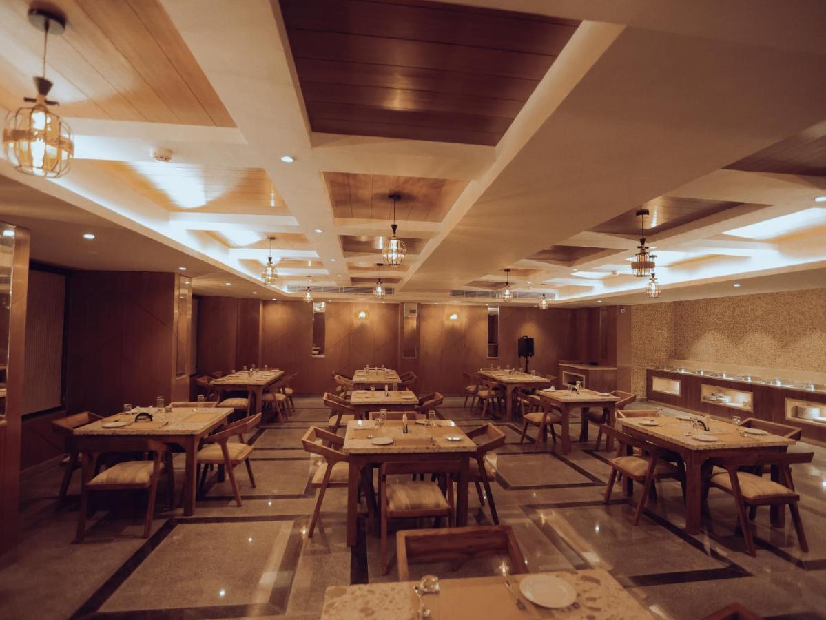 Clarks Inn Express, Dehradun Luaran gambar