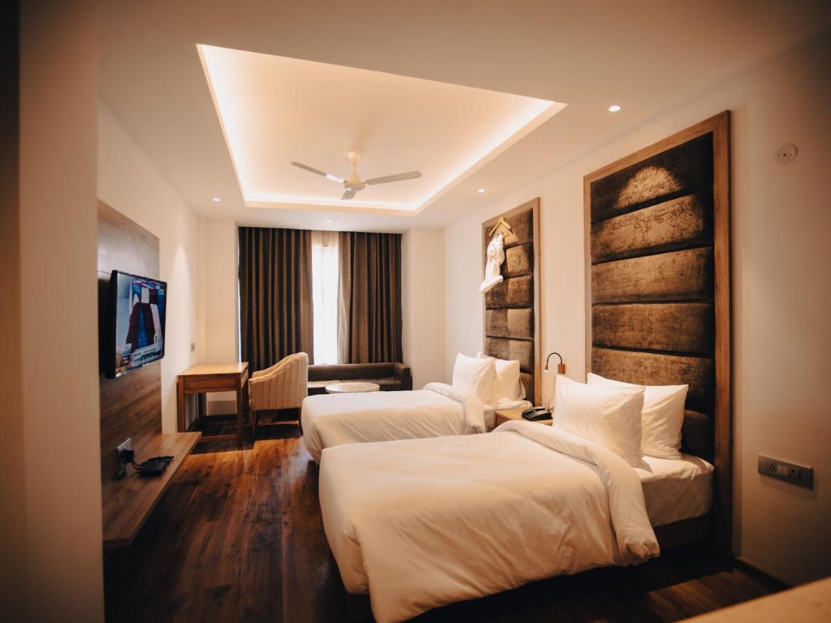 Clarks Inn Express, Dehradun Luaran gambar