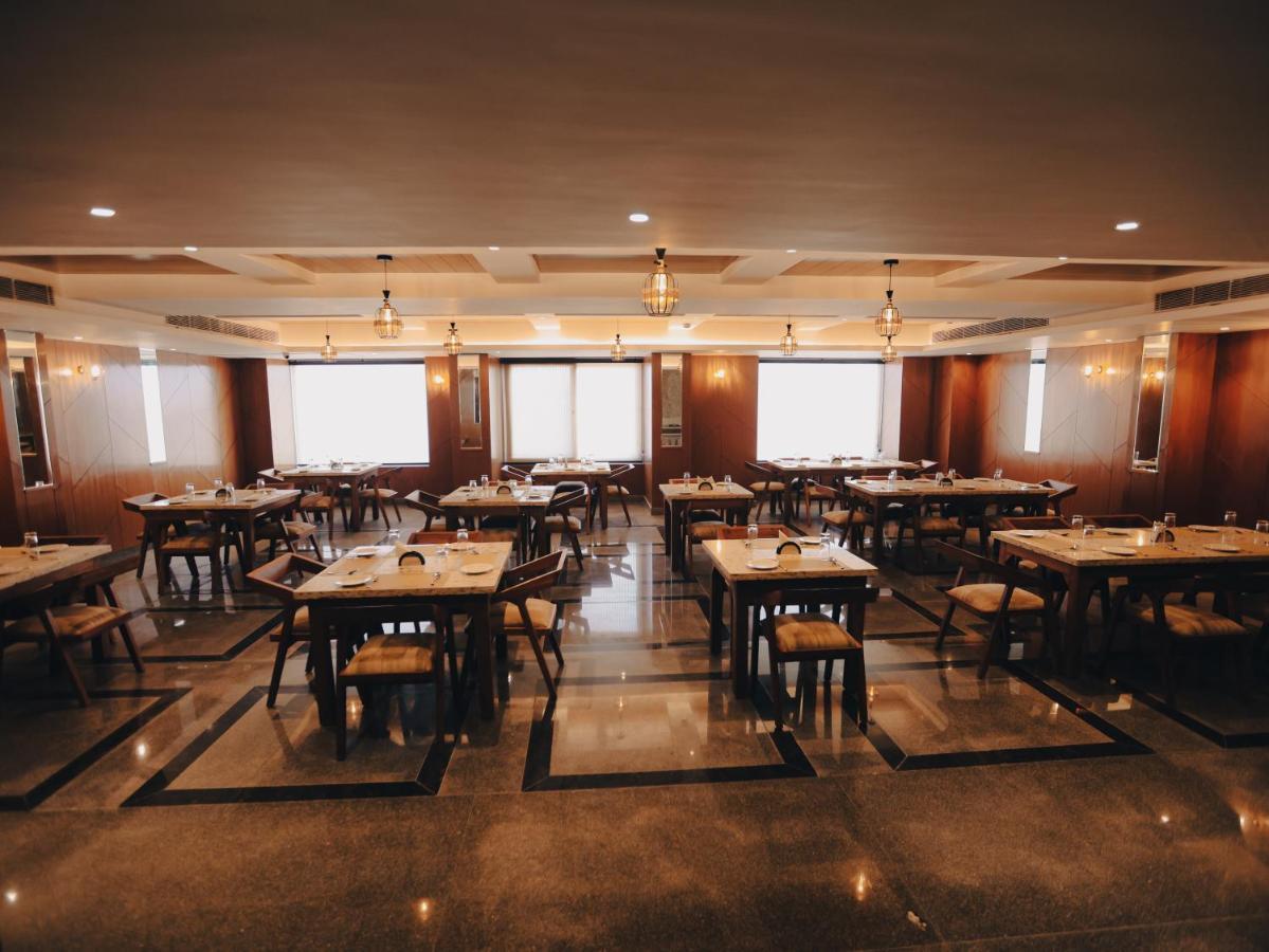Clarks Inn Express, Dehradun Luaran gambar