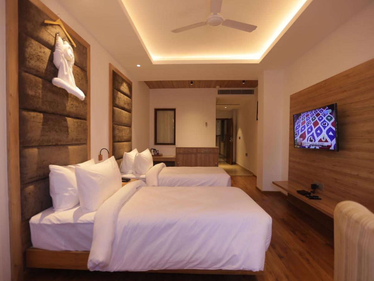 Clarks Inn Express, Dehradun Luaran gambar
